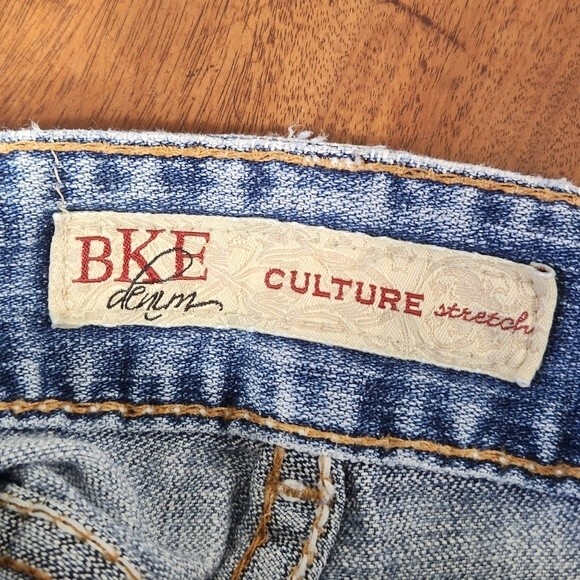 BKE Jeans Culture Stretch Size 29 Light Wash Distressed Womens streetwear - Picture 5 of 14